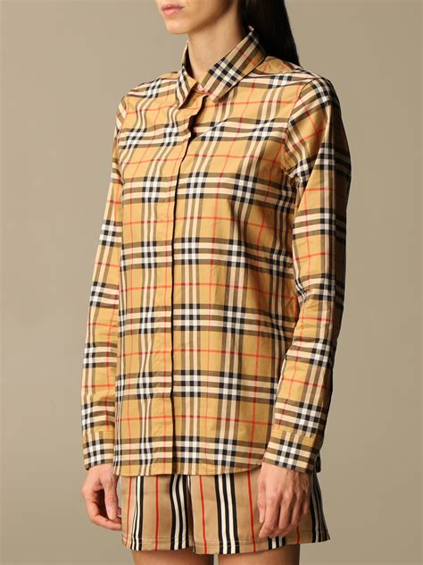 burberry camicia oversize|burberry her fragrance.